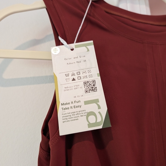 halara sports dress - Picture 2 of 3